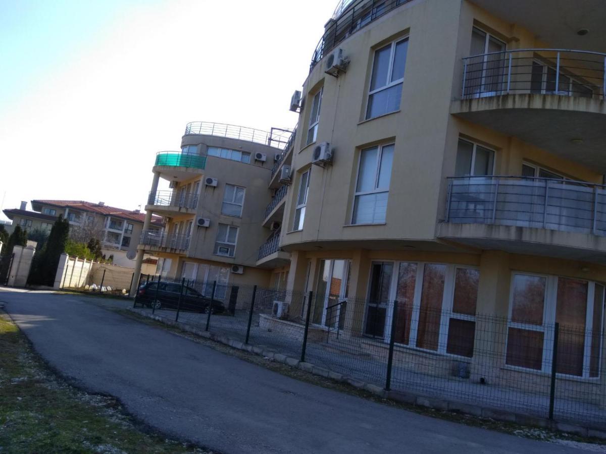 Sunny House Byala Apartamento Byala  Exterior foto