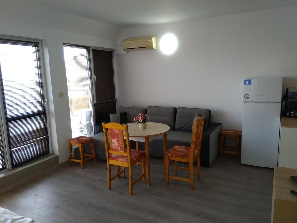 Sunny House Byala Apartamento Byala  Exterior foto